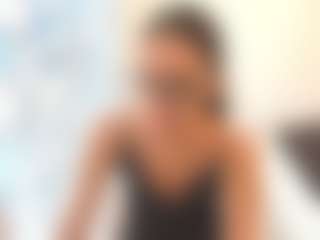 18perfecttits's Live Sex Cam Show