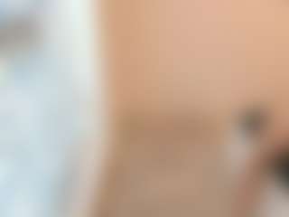 18perfecttits's Live Sex Cam Show
