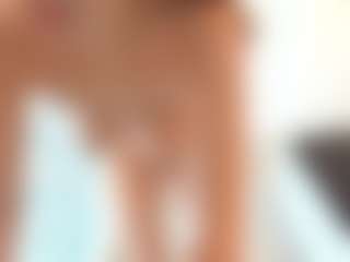 18perfecttits's Live Sex Cam Show