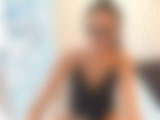 18perfecttits's Live Sex Cam Show