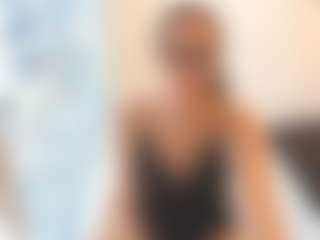 18perfecttits's Live Sex Cam Show