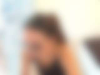 18perfecttits's Live Sex Cam Show