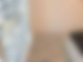18perfecttits's Live Sex Cam Show