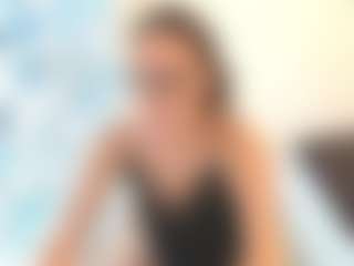 18perfecttits's Live Sex Cam Show