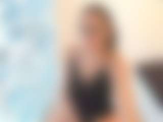 18perfecttits's Live Sex Cam Show