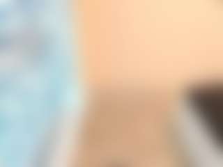 18perfecttits's Live Sex Cam Show