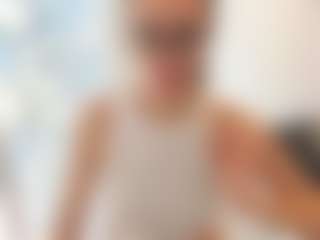 18perfecttits's Live Sex Cam Show