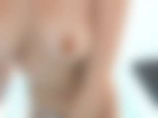 18perfecttits's Live Sex Cam Show