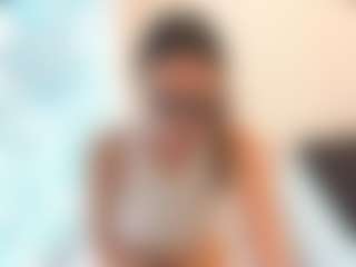 18perfecttits's Live Sex Cam Show