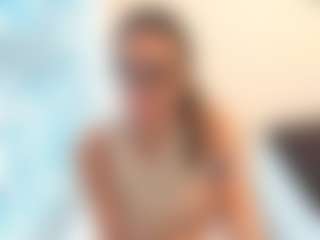 18perfecttits's Live Sex Cam Show