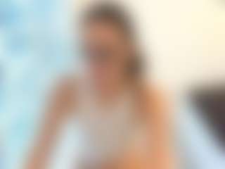 18perfecttits's Live Sex Cam Show