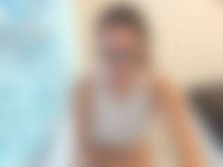 18perfecttits's Live Sex Cam Show