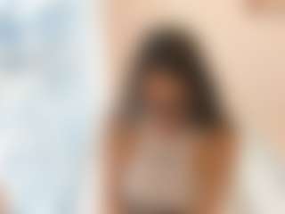18perfecttits's Live Sex Cam Show