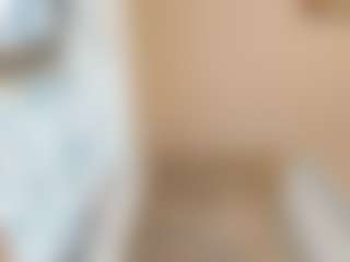 18perfecttits's Live Sex Cam Show