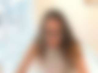18perfecttits's Live Sex Cam Show
