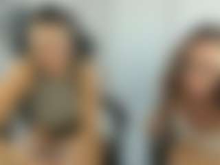 18perfecttits's Live Sex Cam Show