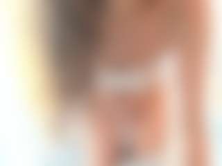 18perfecttits's Live Sex Cam Show
