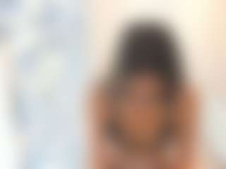 18perfecttits's Live Sex Cam Show