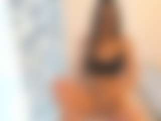 18perfecttits's Live Sex Cam Show