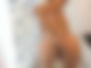 18perfecttits's Live Sex Cam Show