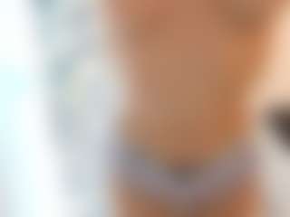 18perfecttits's Live Sex Cam Show