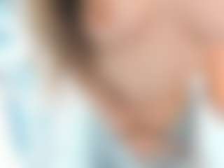 18perfecttits's Live Sex Cam Show