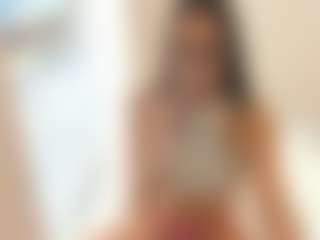 18perfecttits's Live Sex Cam Show