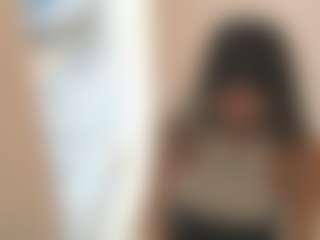 18perfecttits's Live Sex Cam Show