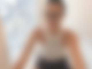 18perfecttits's Live Sex Cam Show