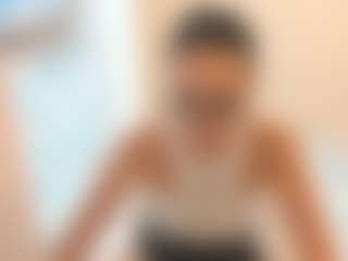 18perfecttits's Live Sex Cam Show