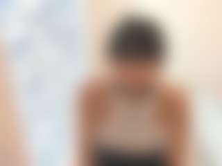 18perfecttits's Live Sex Cam Show