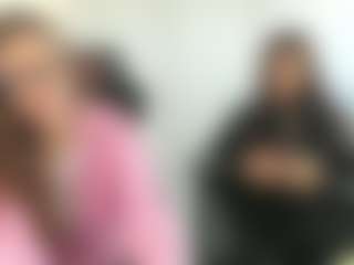 18perfecttits's Live Sex Cam Show