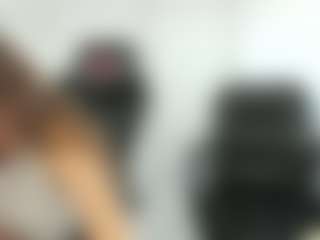 18perfecttits's Live Sex Cam Show