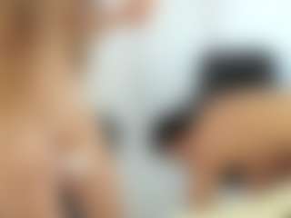 18perfecttits's Live Sex Cam Show