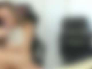 18perfecttits's Live Sex Cam Show