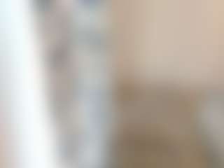 18perfecttits's Live Sex Cam Show