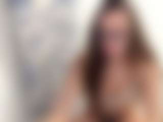 18perfecttits's Live Sex Cam Show