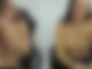 18perfecttits's Live Sex Cam Show