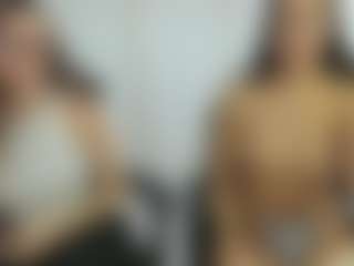 18perfecttits's Live Sex Cam Show
