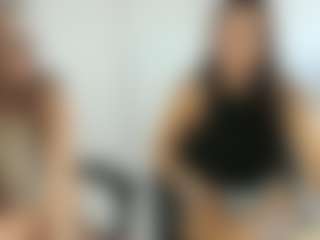 18perfecttits's Live Sex Cam Show