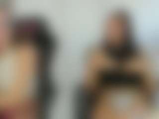 18perfecttits's Live Sex Cam Show