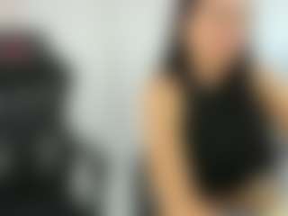 18perfecttits's Live Sex Cam Show