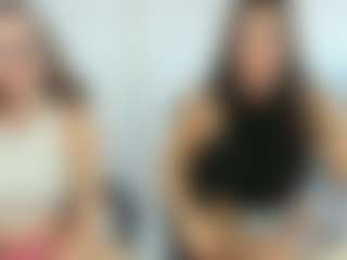 18perfecttits's Live Sex Cam Show