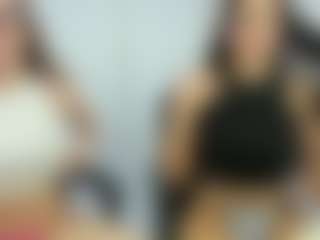 18perfecttits's Live Sex Cam Show