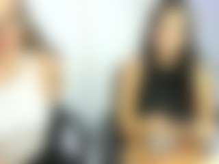 18perfecttits's Live Sex Cam Show