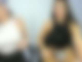 18perfecttits's Live Sex Cam Show
