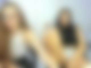 18perfecttits's Live Sex Cam Show