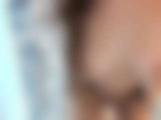 18perfecttits's Live Sex Cam Show