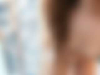 18perfecttits's Live Sex Cam Show