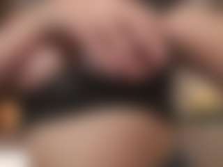Live cam show with itscammieee - Petite Young Adult on testsause.com